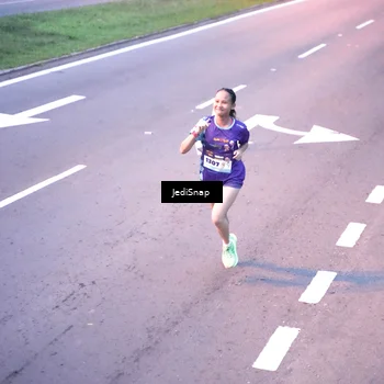 Runner Photo 8233421