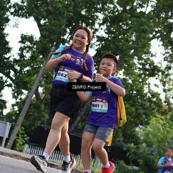 Runner Photo 8233427