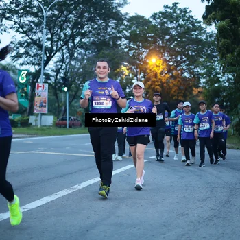 Runner Photo 8233478
