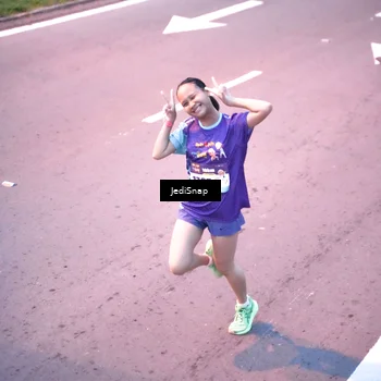 Runner Photo 8233484