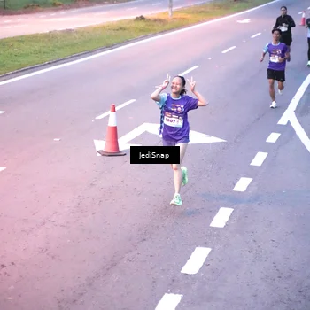 Runner Photo 8233505