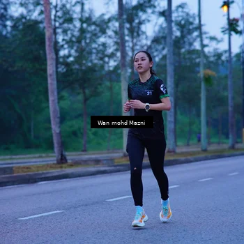 Runner Photo 8233526