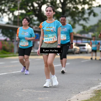 Runner Photo 8233535