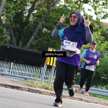 Runner Photo 8233536
