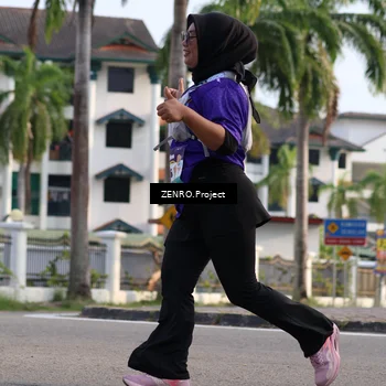 Runner Photo 8233551