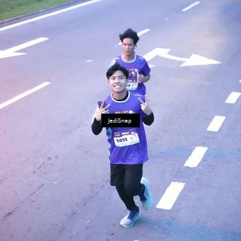 Runner Photo 8233601