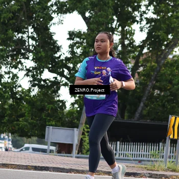 Runner Photo 8233657