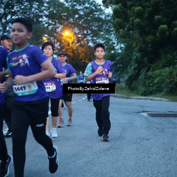 Runner Photo 8233672