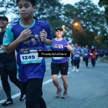 Runner Photo 8233726
