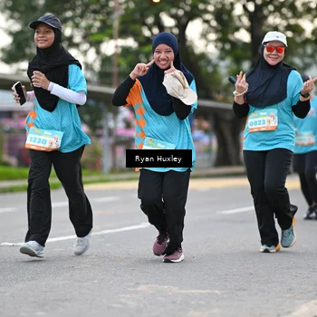 Runner Photo 8233736