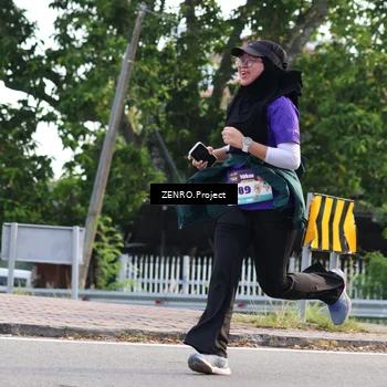 Runner Photo 8233749