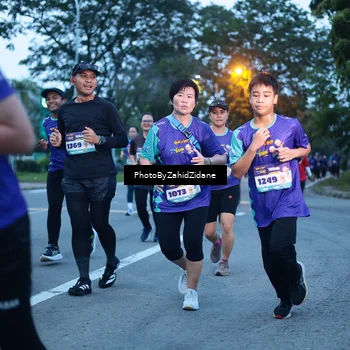 Runner Photo 8233793