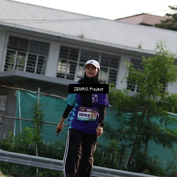 Runner Photo 8233800