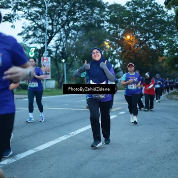 Runner Photo 8233811