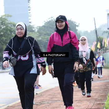 Runner Photo 8233837