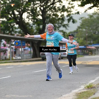 Runner Photo 8233839