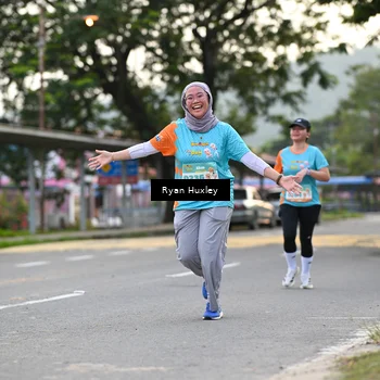 Runner Photo 8233843