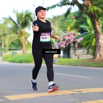 Runner Photo 8233848