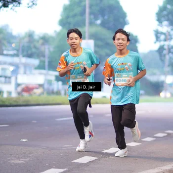 Runner Photo 8233874