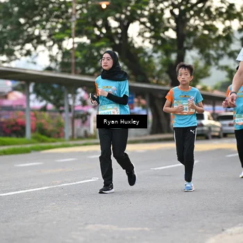 Runner Photo 8233876