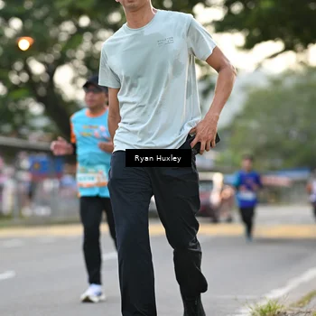 Runner Photo 8233885