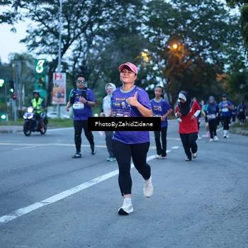 Runner Photo 8233889
