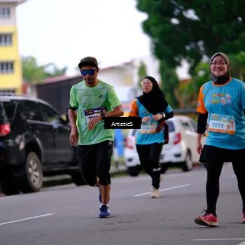 Runner Photo 8233896