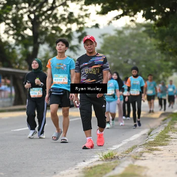 Runner Photo 8233918