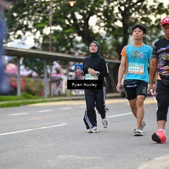 Runner Photo 8233919