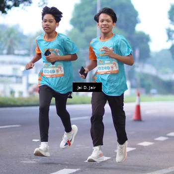 Runner Photo 8233921