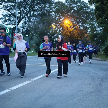 Runner Photo 8233946