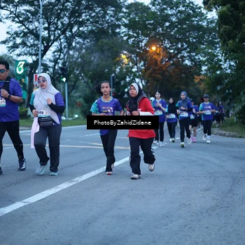 Runner Photo 8233949