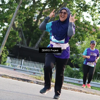 Runner Photo 8233966
