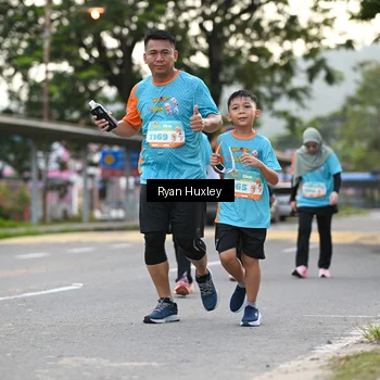 Runner Photo 8233989