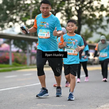 Runner Photo 8233991