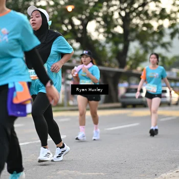 Runner Photo 8234007
