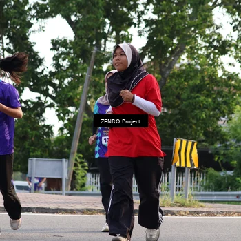 Runner Photo 8234009