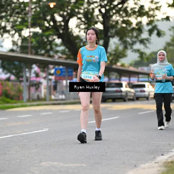 Runner Photo 8234020