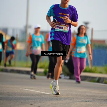 Runner Photo 8234026
