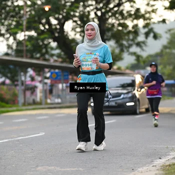 Runner Photo 8234029