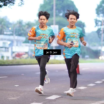 Runner Photo 8234032