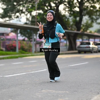 Runner Photo 8234055