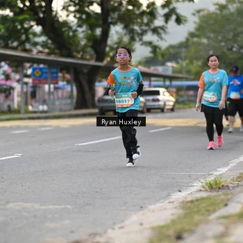 Runner Photo 8234056