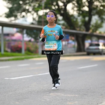 Runner Photo 8234067