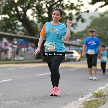 Runner Photo 8234074