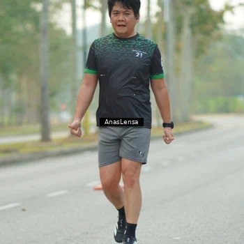 Runner Photo 8234078