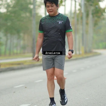 Runner Photo 8234092