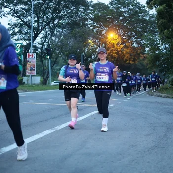 Runner Photo 8234094