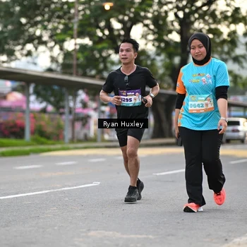 Runner Photo 8234115