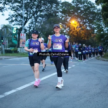 Runner Photo 8234135